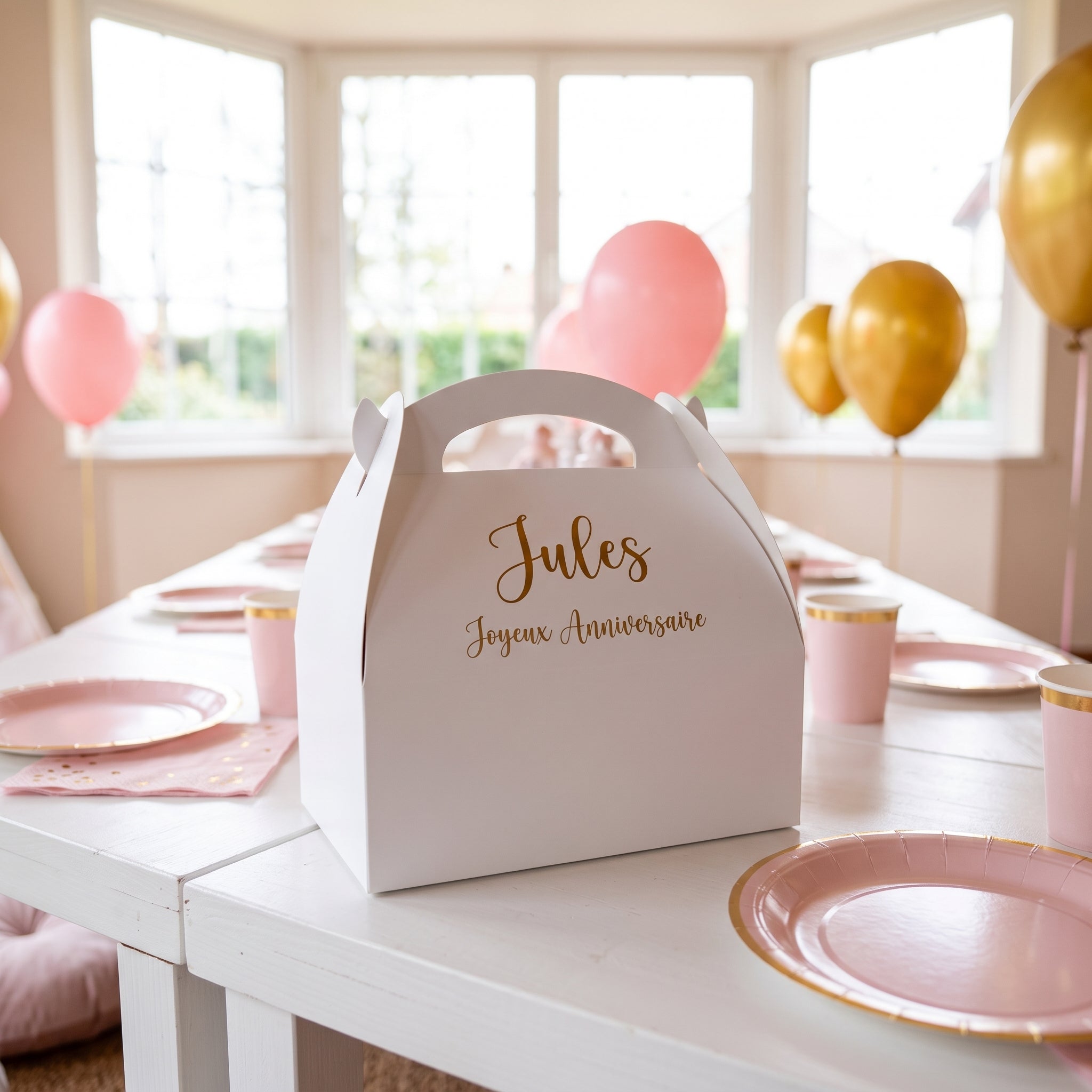 Boîte cadeau personnalisée enfant - Prénom et message sur mesure - Décoration table anniversaire