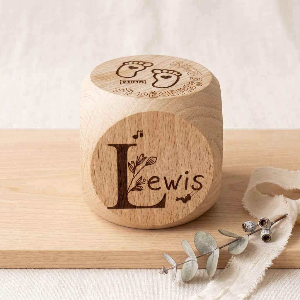 Cube naissance personnalisé bois gravé - Prénom, date, poids, illustration - cadeau naissance