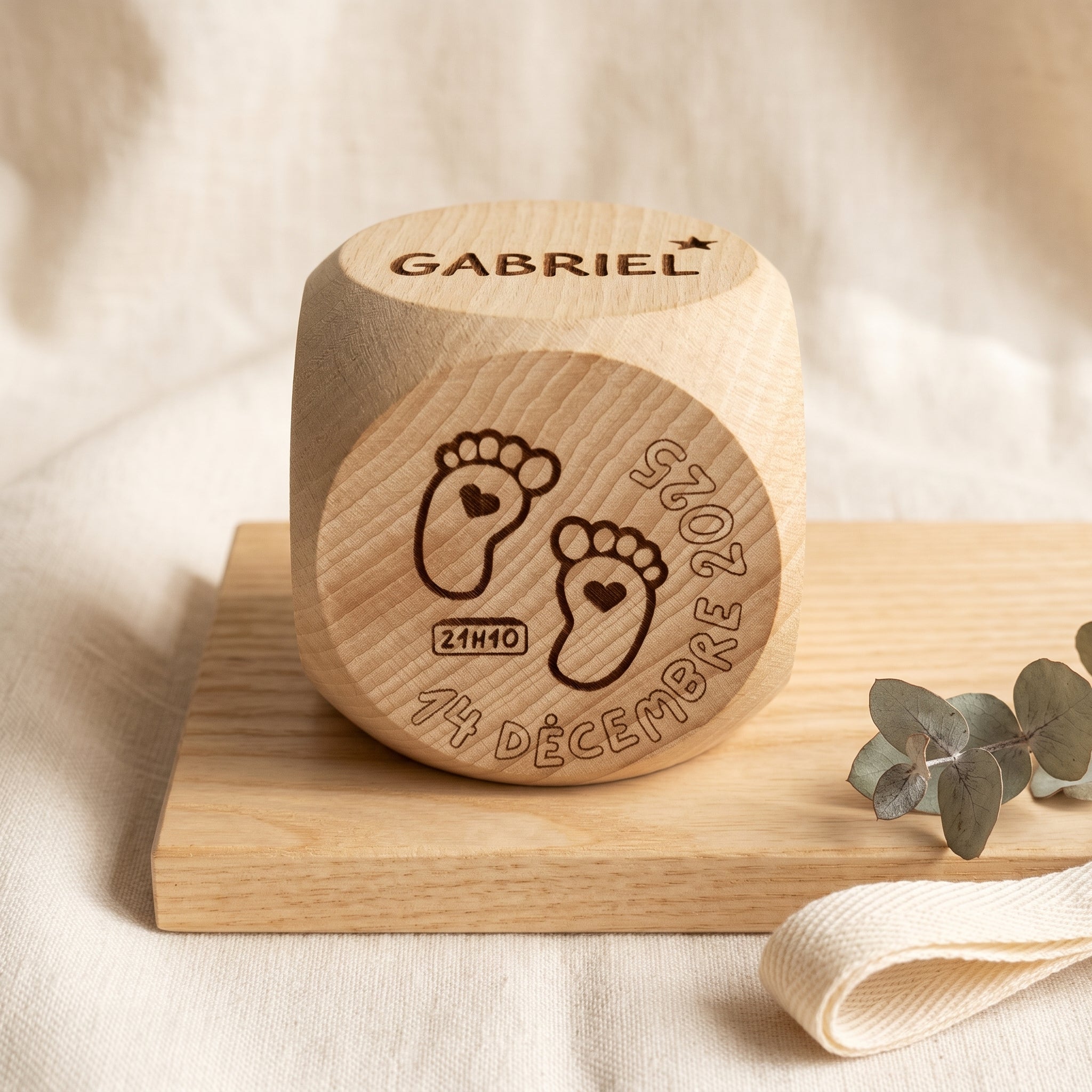 Cube naissance personnalisé bois gravé - Prénom, date, poids, illustration - cadeau naissance