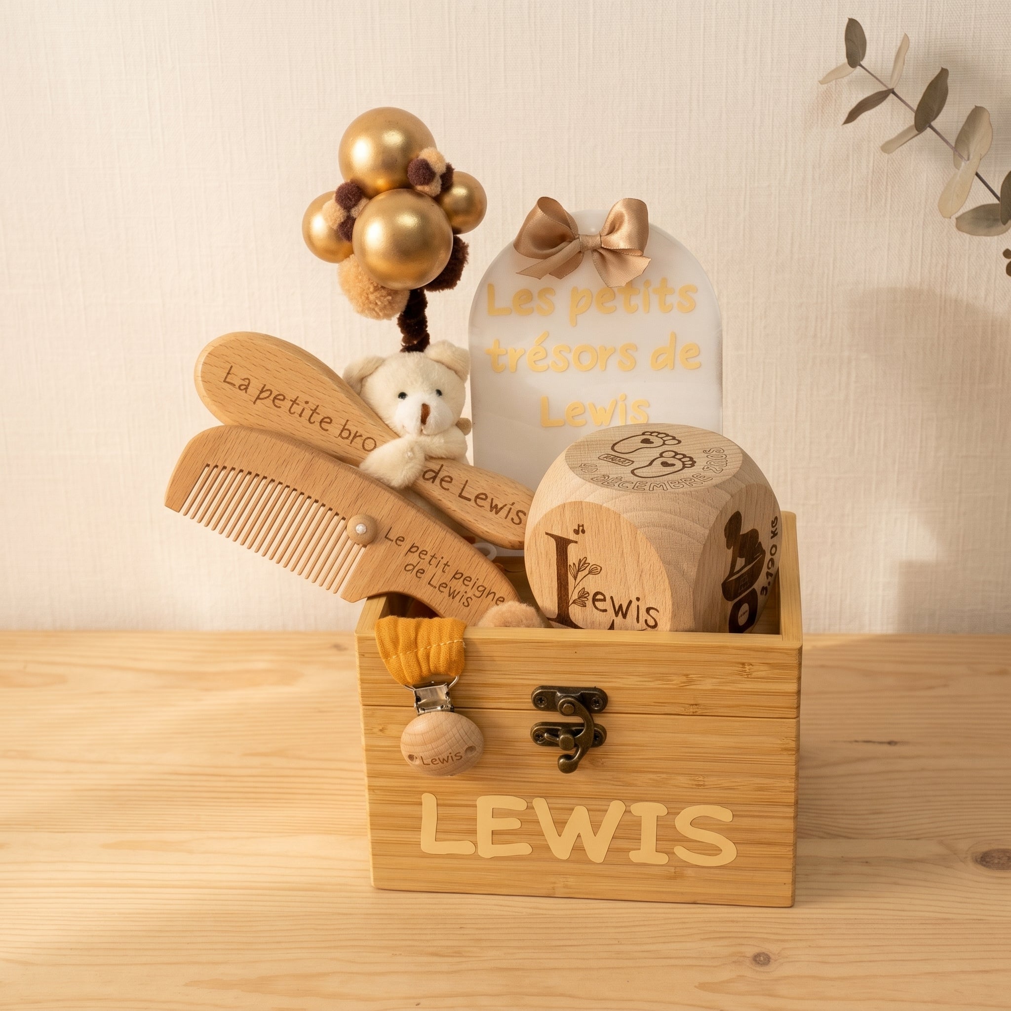 Coffret naissance personnalisé - Boite a tresors bebe en bois gravee - Cadeau naissance unique